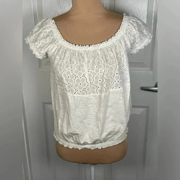 🤍 Altar’d State Beautiful Lace Top NWT Medium - Picture 6 of 7